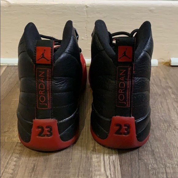 Flu game 12 Jordan Retro - Picture 3 of 4